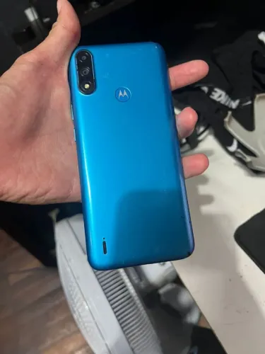 Vendo Motorola e7 