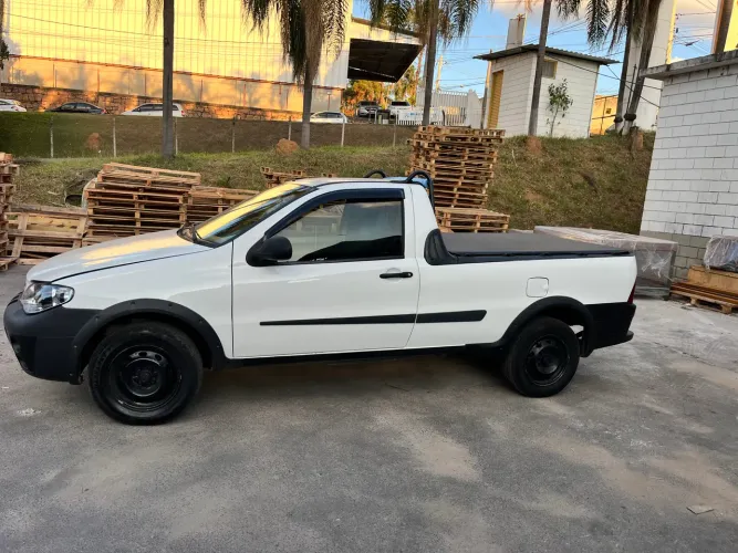 Fiat Strada 1.4 MPI Fire Flex 8V CS 2012