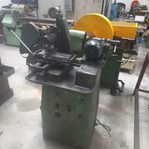 Fresa Produção Nembrug Tri 2 Cv 1715 Rpm 220 V / -- 00887 Nc