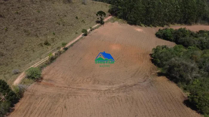 Excelente Terra para Plantio e Criação - 52 Hectares em Aiuruoca/MG