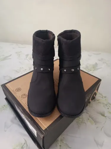 Bota cano baixo 37