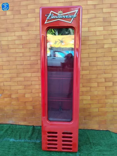 Cervejeira Budweiser 220 vts slin