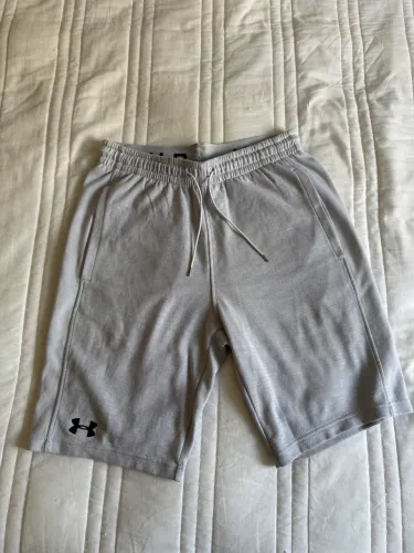 Bermuda Under Armour Cinza - Original
