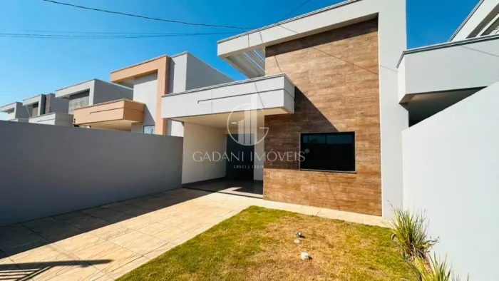 CASA DE 3 QUARTOS SENDO 1 SUÍTE A VENDA POR R$ 549.000,00 NO PARQUE AMAZONAS EM SINOP/MT -