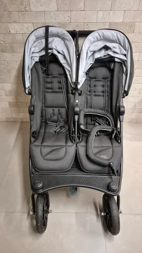 Carrinho de bebe para Gemeos Importado