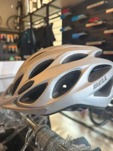 Capacete Bell Tracker
