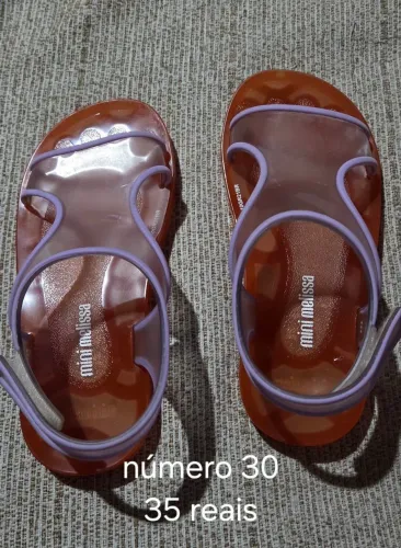 Sapatos infantil.