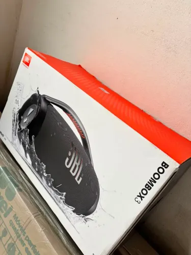 JBL Boombox 3