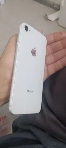 iPhone 8