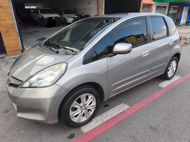 Honda Fit LX 1.4/ 1.4 Flex 8v/16v 5P Aut. 2013