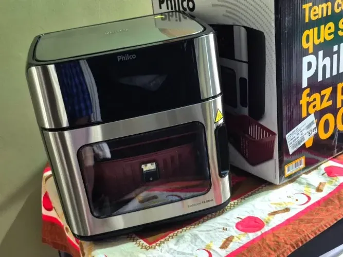 VENDO AIR FRYER PHILCO - 16 LITROS - 1.900W - NOVA COM NOTA FISCAL