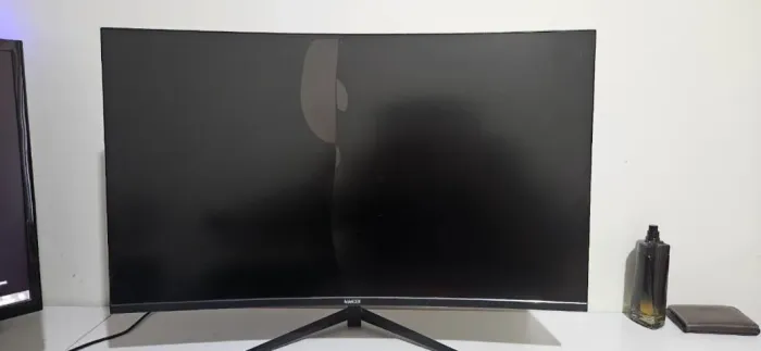 Monitor Gamer Mancer Valak 27" Curvo ZX240H 240Hz - Apenas Peças (Placas OK)