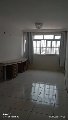 Oportunidade! - Apartamento à menos de 100m do Shopping Benfica REF: 3651