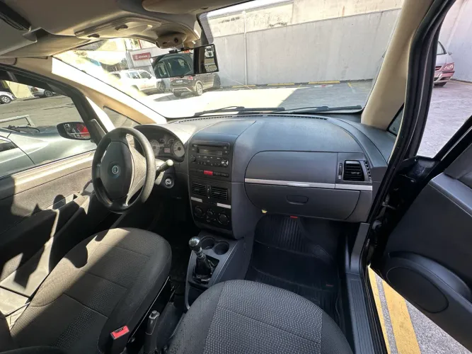 Fiat Idea ELX 1.4 MPI Fire Flex 8V 5P 2008