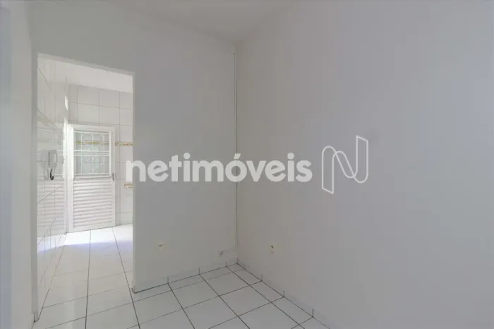 Apartamento de 2 quartos no Maria Virgínia