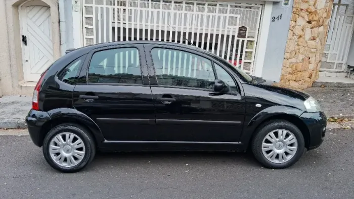 Citroen C3 GLX 1.4/ GLX Sonora 1.4 Flex 8V 5P 2011