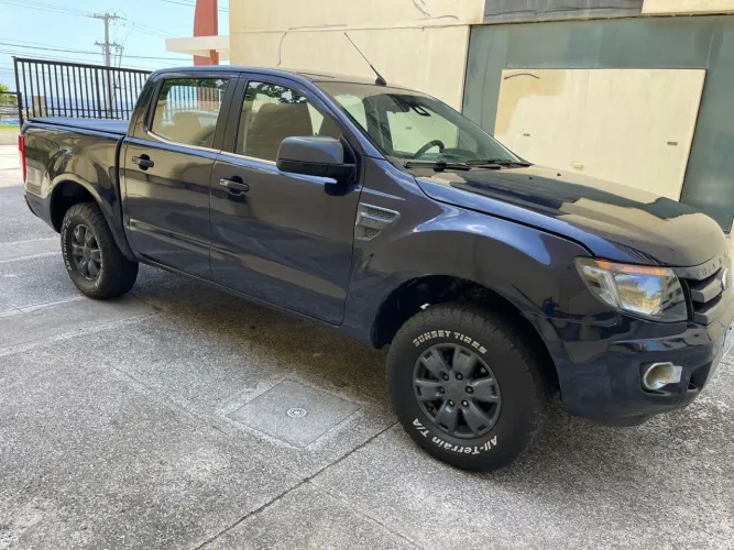 Ford Ranger XLS 2.5 16V 4X2 CD Flex 2013