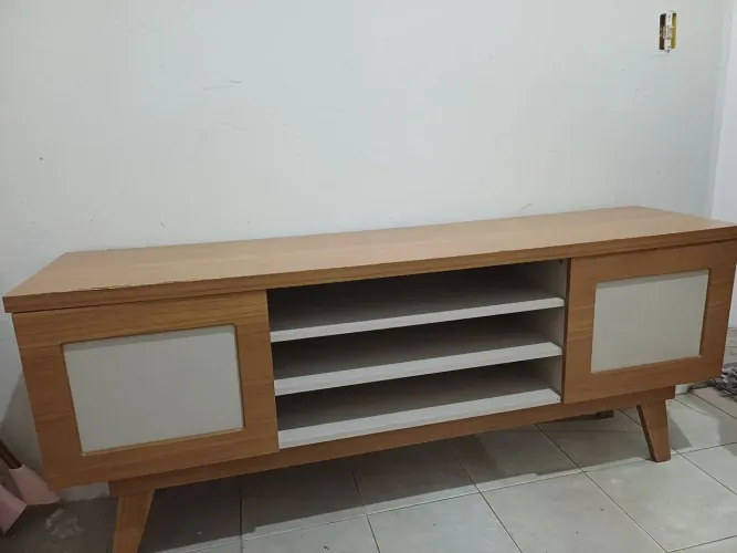 Rack semi novo.