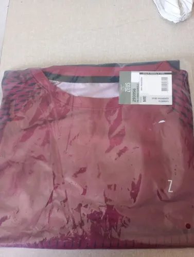 Camiseta esportiva