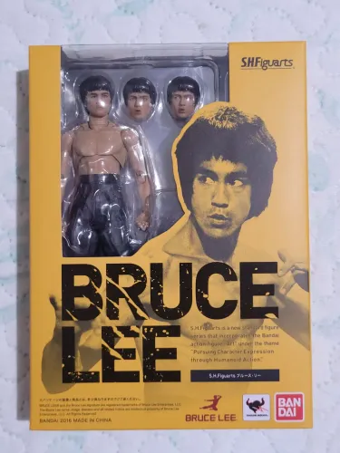 Bruce Lee SHF SH Figuarts Bandai Fury fist operação dragão voo Big Boss chines enter