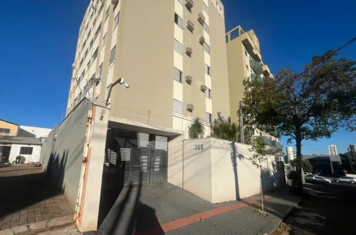 Apartamento para locação com 2 quartos no Edifício Mayer, no Centro de Londrina