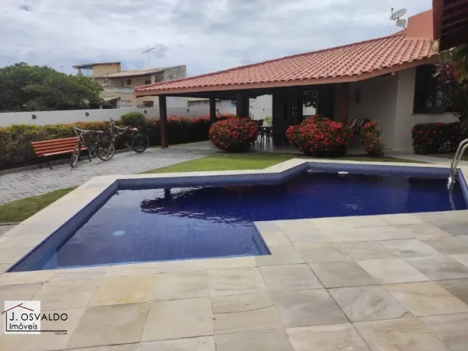 CASA EM CONDOMÍNIO RESIDENCIAL em BARRA DO JACUÍPE - BA, Estrada do Coco / Canto do Sol