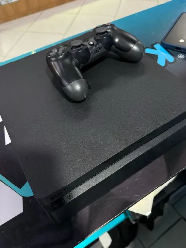 Ps4 slim 1 controle 