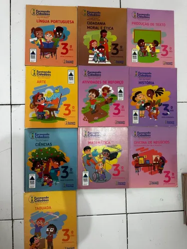 Livro FORMANDO CIDADÃOS 3 ANO