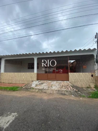 Casa á Venda na Cohab do Bosque com 4 Quartos sendo 1 suíte