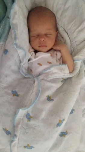 Sou babá 24 horas em cruzeiro do sul