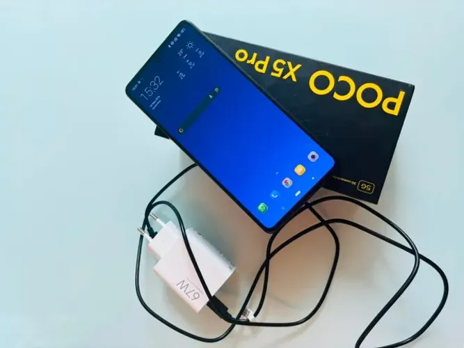 POCO X5 Pro Preto 256GB - 5G (ESTADO DE NOVO)