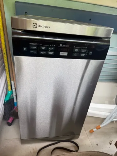 Lava-louças Electrolux 10 serviços Inox com Autosense