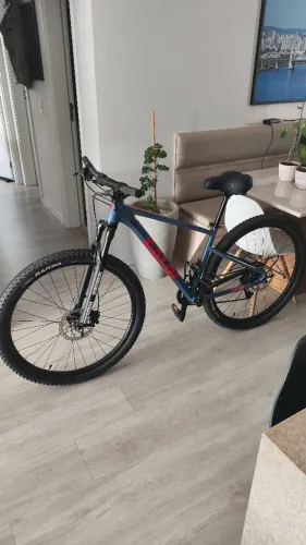Bicicleta Caloi Explorer Sport Tam "M"
