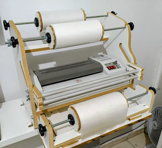 Plástificadora laminadora A3 +Suporte Triplo MDF 