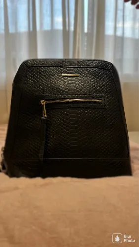 Mochila feminina de couro