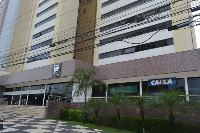 Sala comercial completa no Condomínio Top Tower - Invista com Retorno (R$ 650.000)