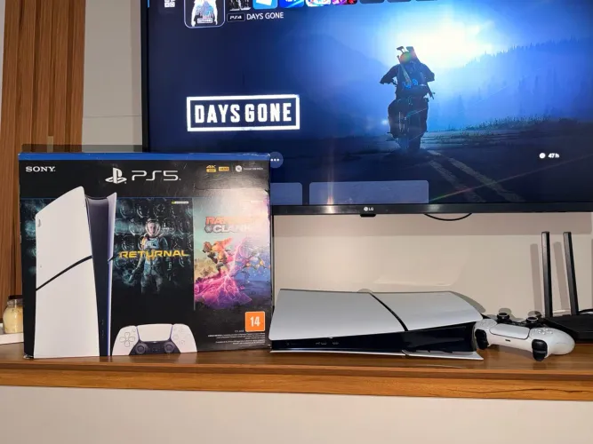 PS5 Slim - Super Novo 