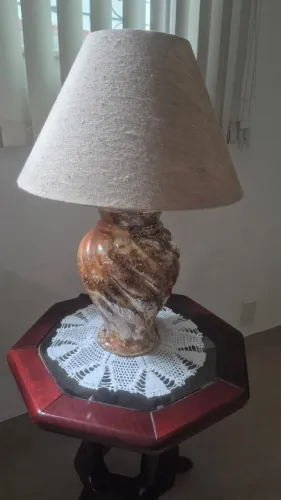 Abajur de porcelana- degradê bege