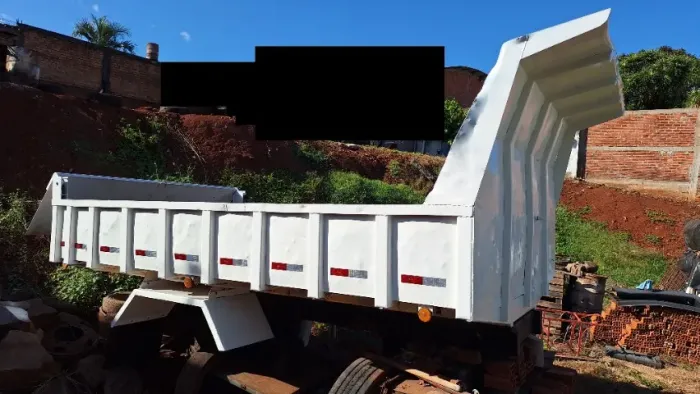 Caçamba Basculante para Toco ou Truck Reforçada - Carrega Tudo