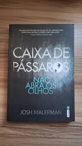 Livro Caixa de pássaros