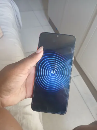 Celular Motorola E