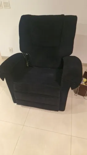Poltrona do Papai auto padrão marca RIMA MÓVEIS