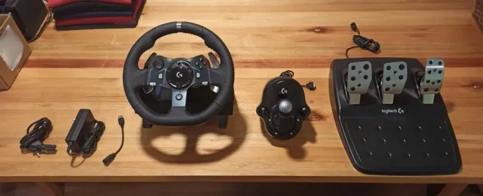 Volante Logitech G920 + Pedais E Câmbio Para Pc E Xbox (Usado)
