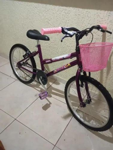 Bicicleta aro 20 praticamente nova 290