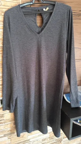 Vestido curto manga longa com decote v Marfino