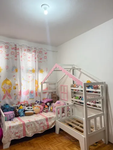Cama Infantil Casinha - Linda e Super Conservada!