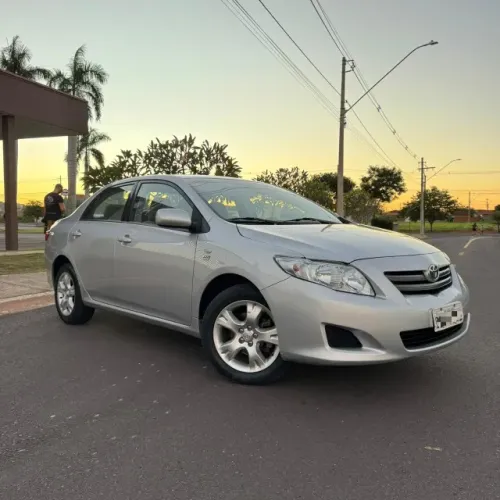 Toyota Corolla GLI 1.8 Flex 16V Mec. 2011
