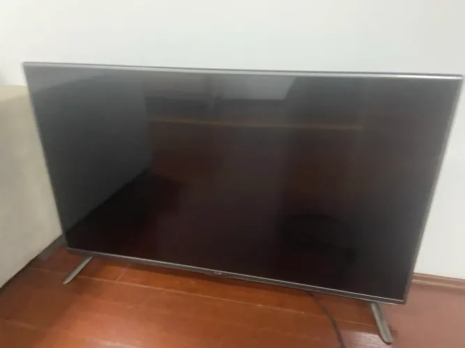 TV LG 49 - RETIRADA DE PEÇAS