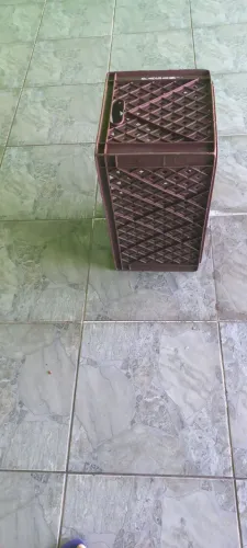 Caixa plástica