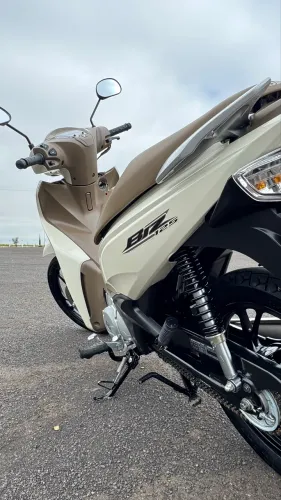 Honda Biz 125 - 2024